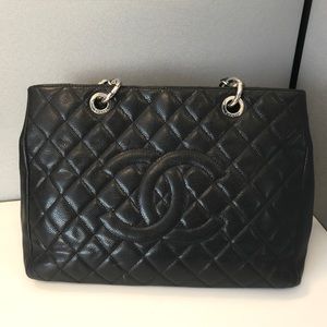 100% AUTHENTIC CHANEL GST HANDBAG